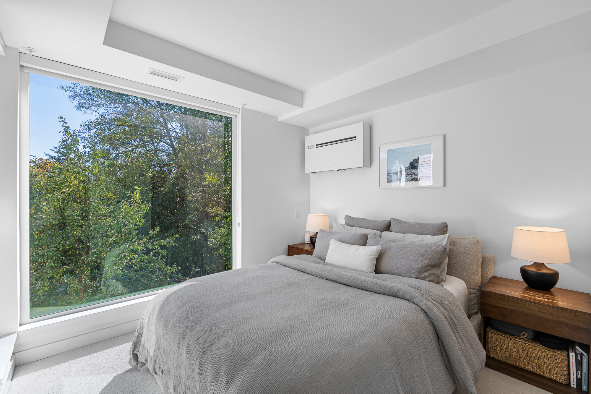 #203 - 650 E. 2nd Street